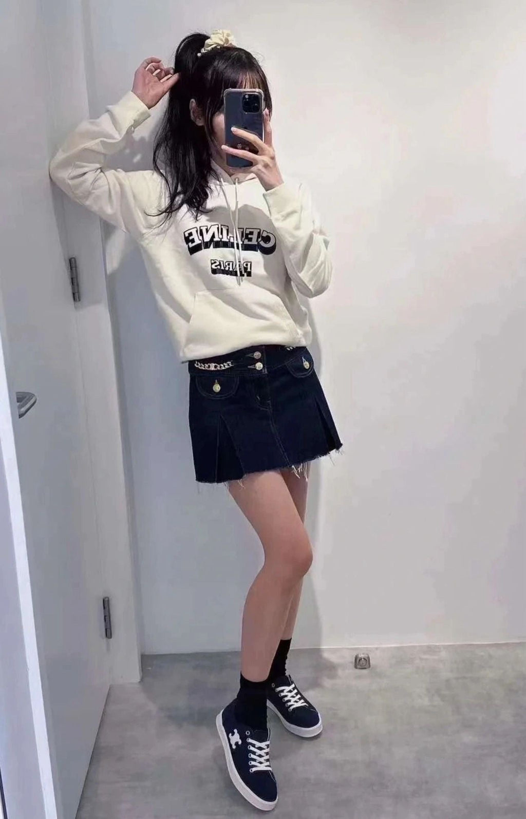 Low Lace-up Sneaker