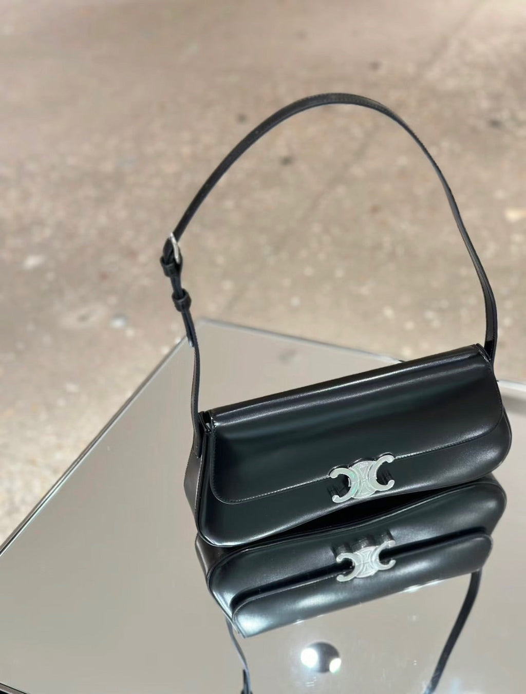 Lola styles M bag