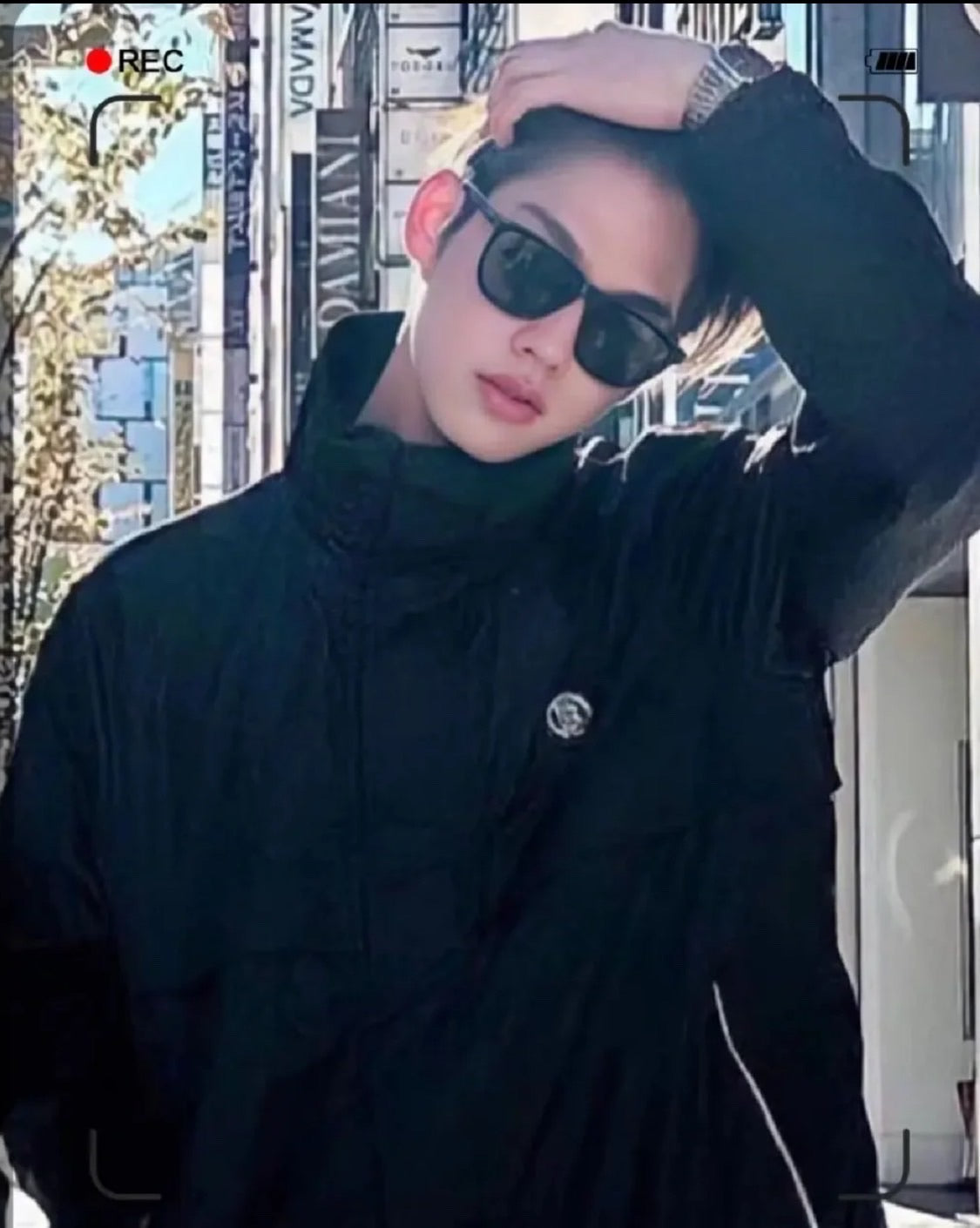 Neck sharp Jacket